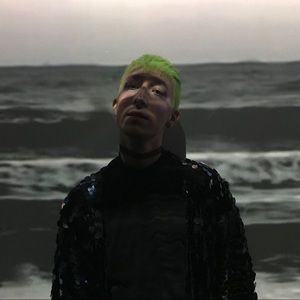 Meet your Posher, Tye